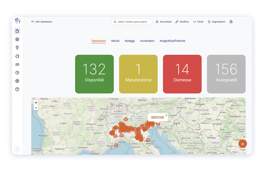 Dashboard della piattaforma Doctor Car Rent con riepilogo flotta: 132 veicoli disponibili, 1 in manutenzione, 14 dismessi e 156 assegnabili, con mappa interattiva che mostra la posizione delle auto